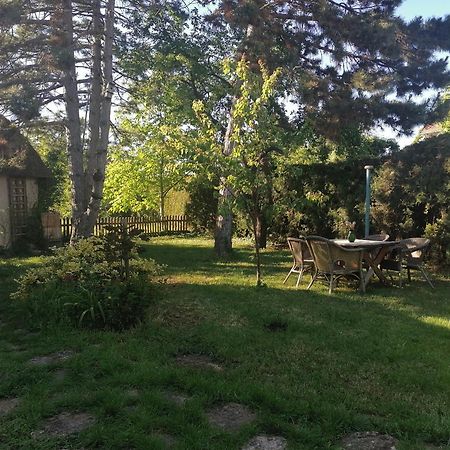 Gartenapartment Storchenblick Weiden am See Dış mekan fotoğraf